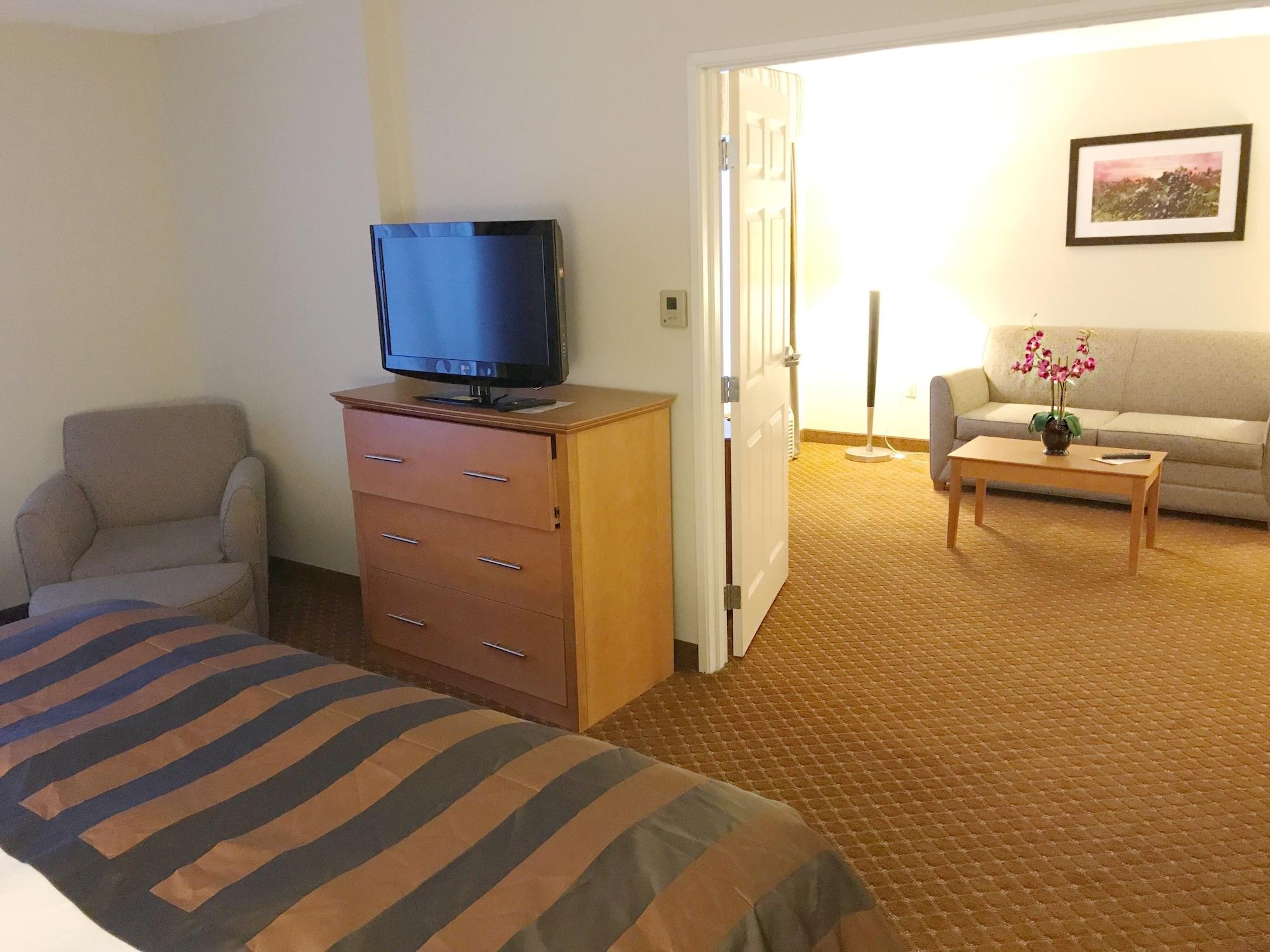 Wingate By Wyndham Louisville East Extérieur photo