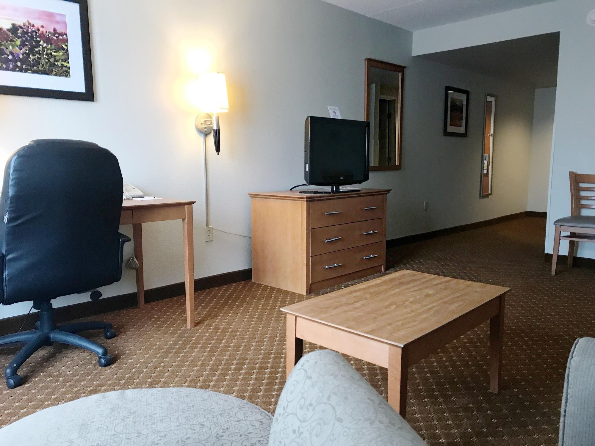 Wingate By Wyndham Louisville East Extérieur photo