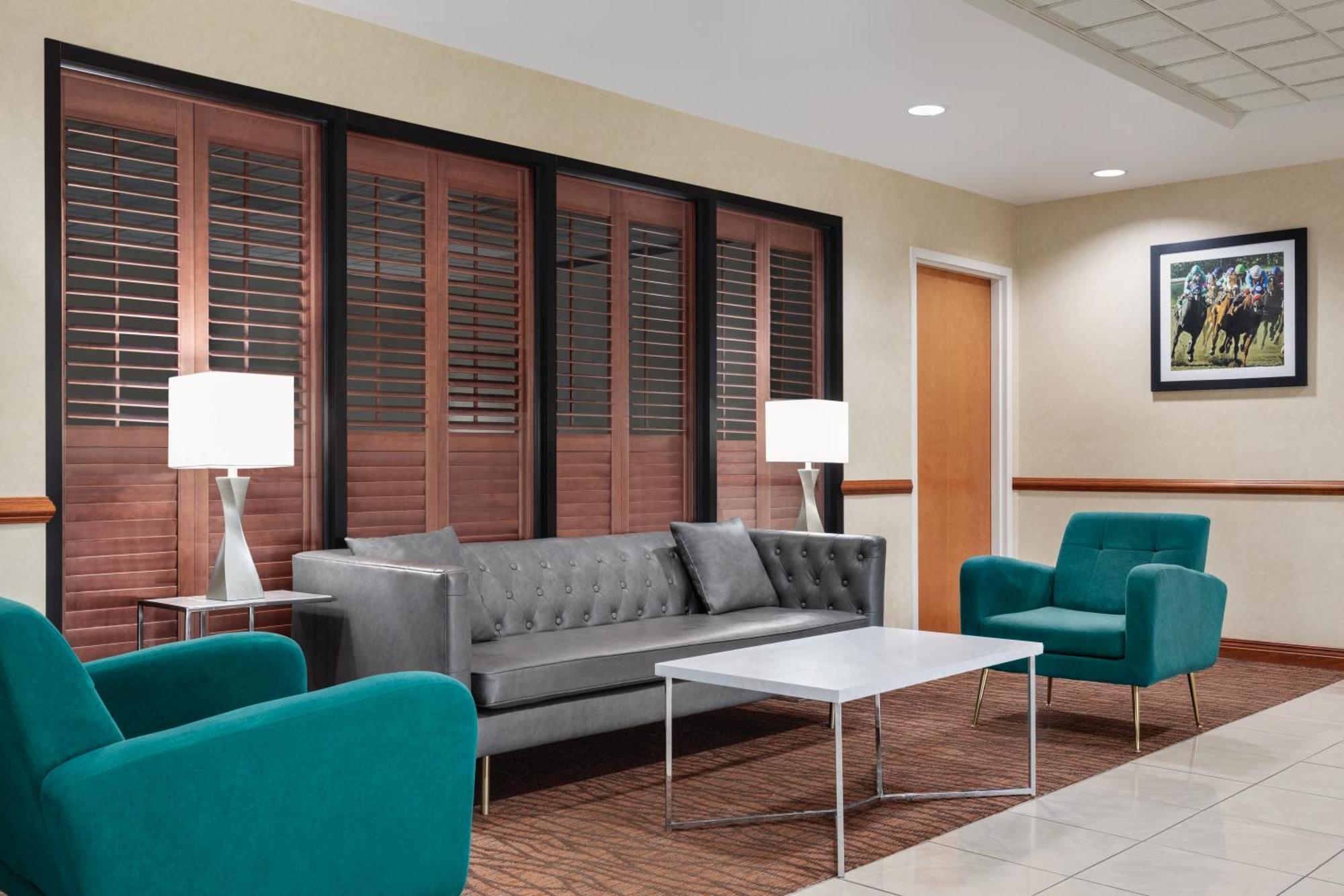 Wingate By Wyndham Louisville East Extérieur photo