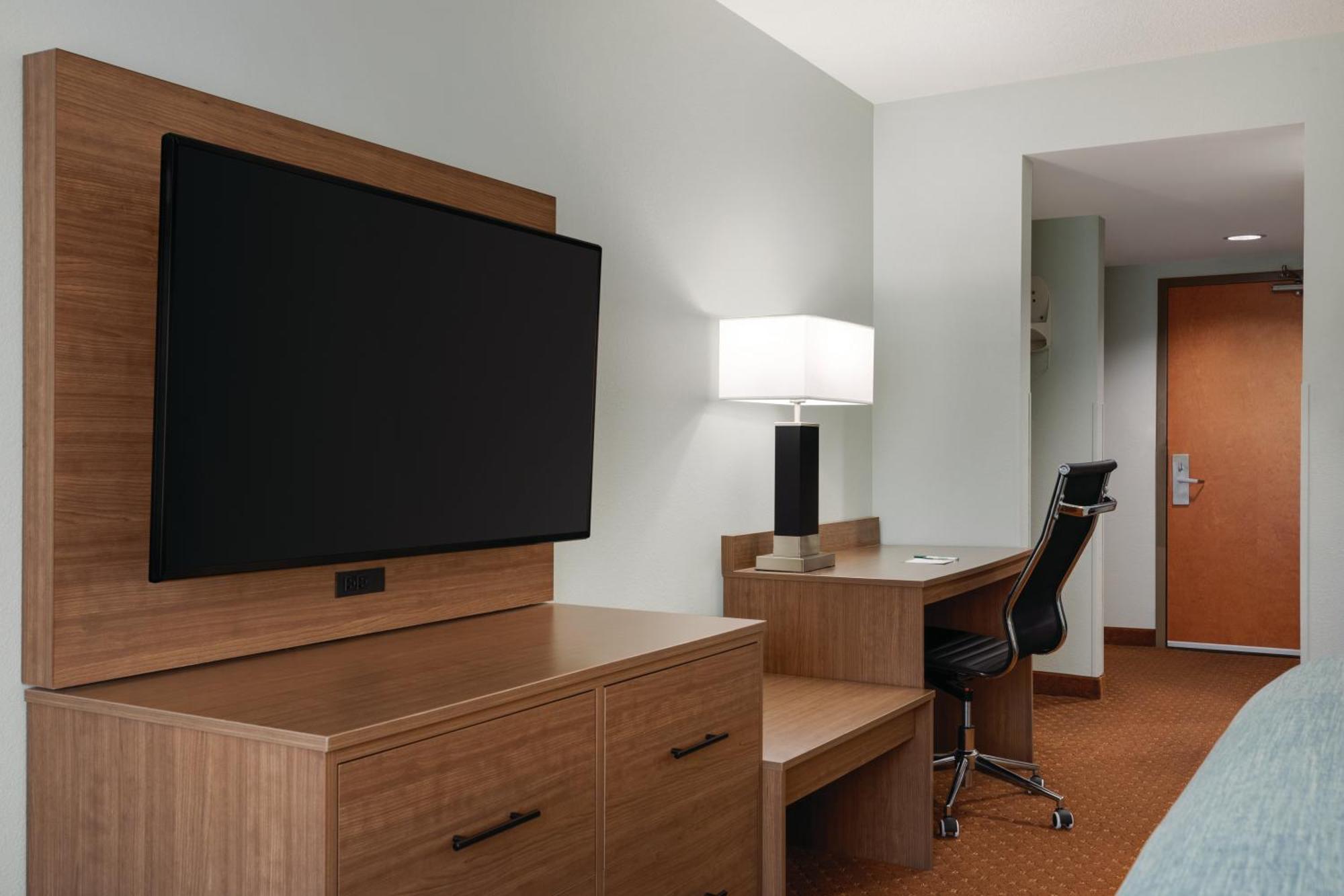 Wingate By Wyndham Louisville East Extérieur photo